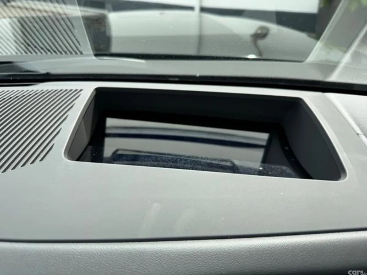 BMW 5-Series Saloon, Petrol Plug-in Hybrid, 2024, Black