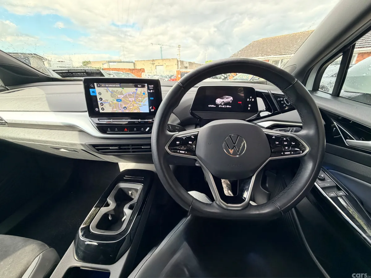 Volkswagen ID.4 Estate, Electric, 2023, White