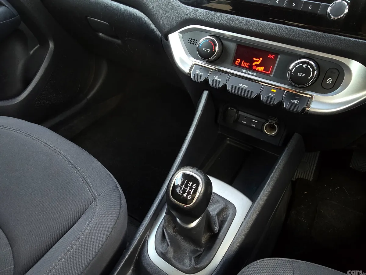 Kia Rio Hatchback, Diesel, 2017, White