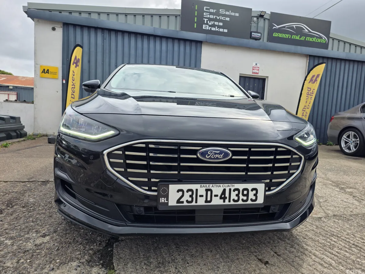 Ford Focus Hatchback, Petrol, 2023, Black