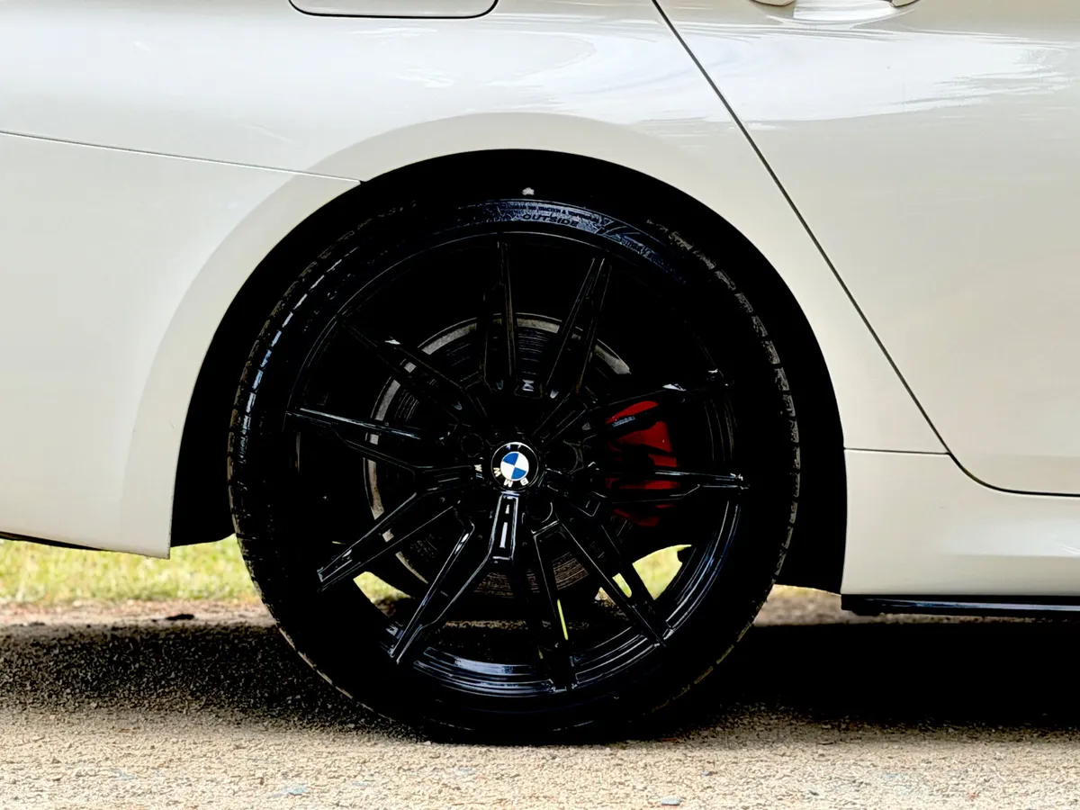 BMW 5-Series Saloon, Diesel, 2022, White