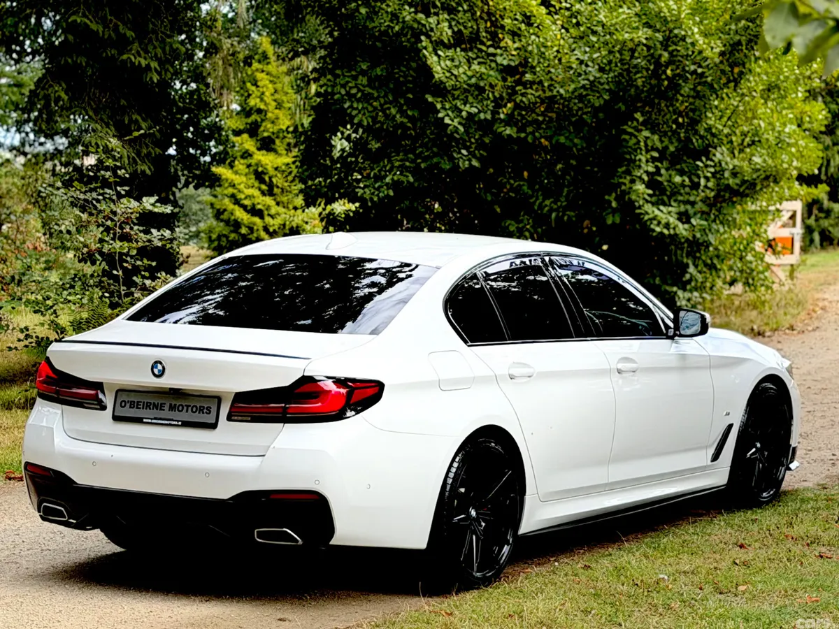BMW 5-Series Saloon, Diesel, 2022, White