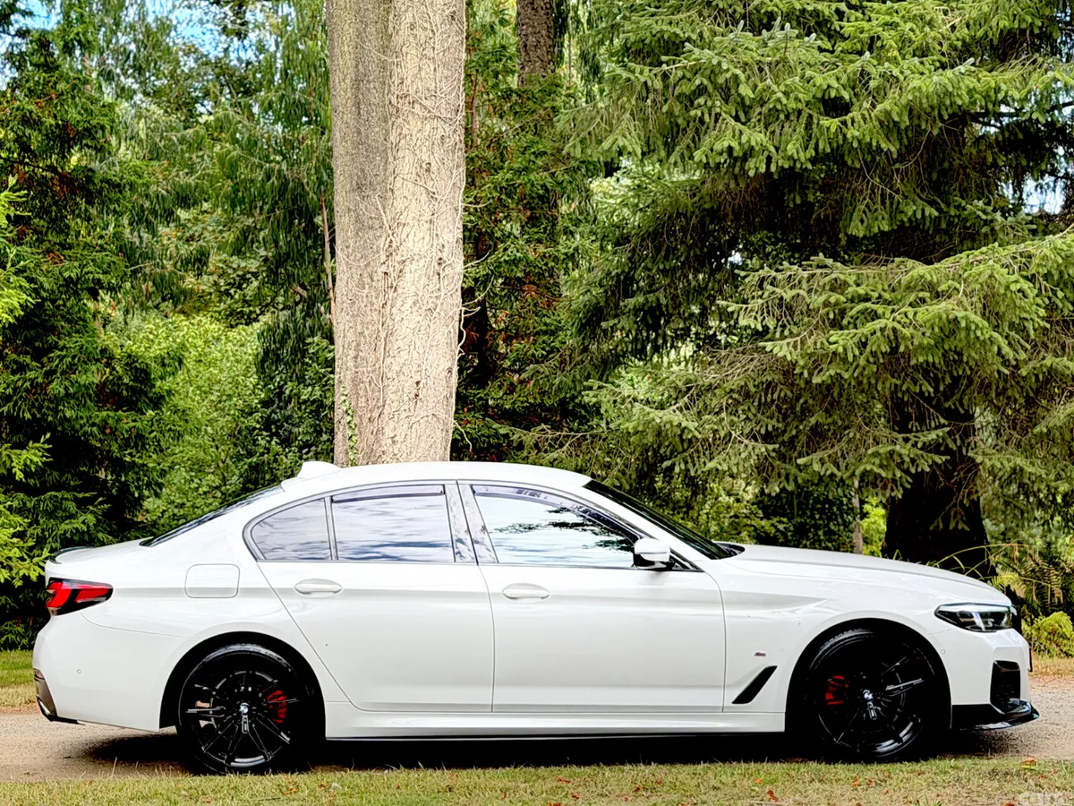 BMW 5-Series Saloon, Diesel, 2022, White