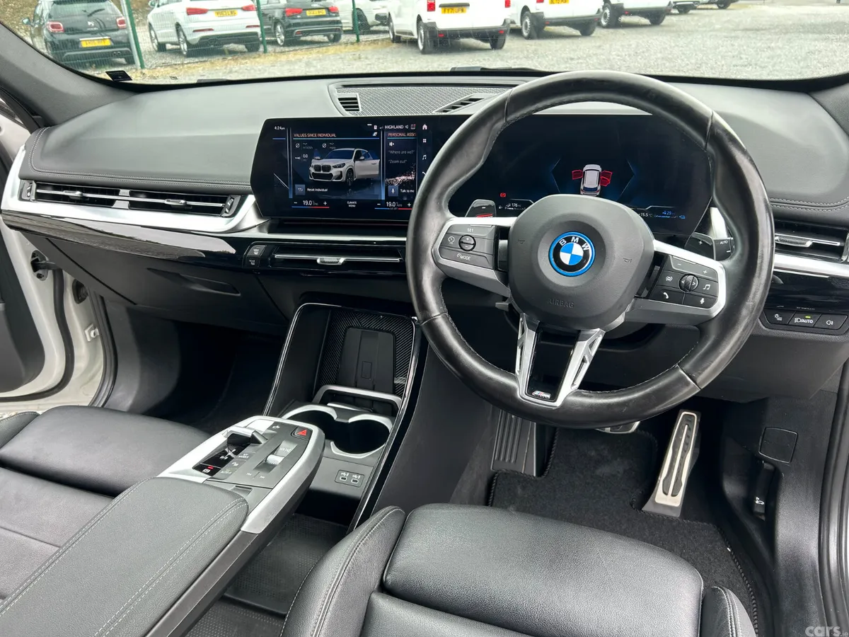 BMW X1 SUV, Petrol Hybrid, 2023, White