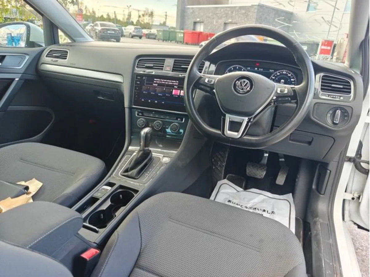 Volkswagen Golf Hatchback, Petrol, 2018, White