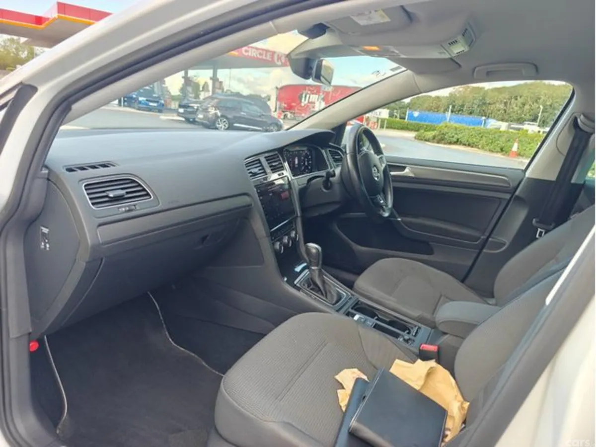 Volkswagen Golf Hatchback, Petrol, 2018, White