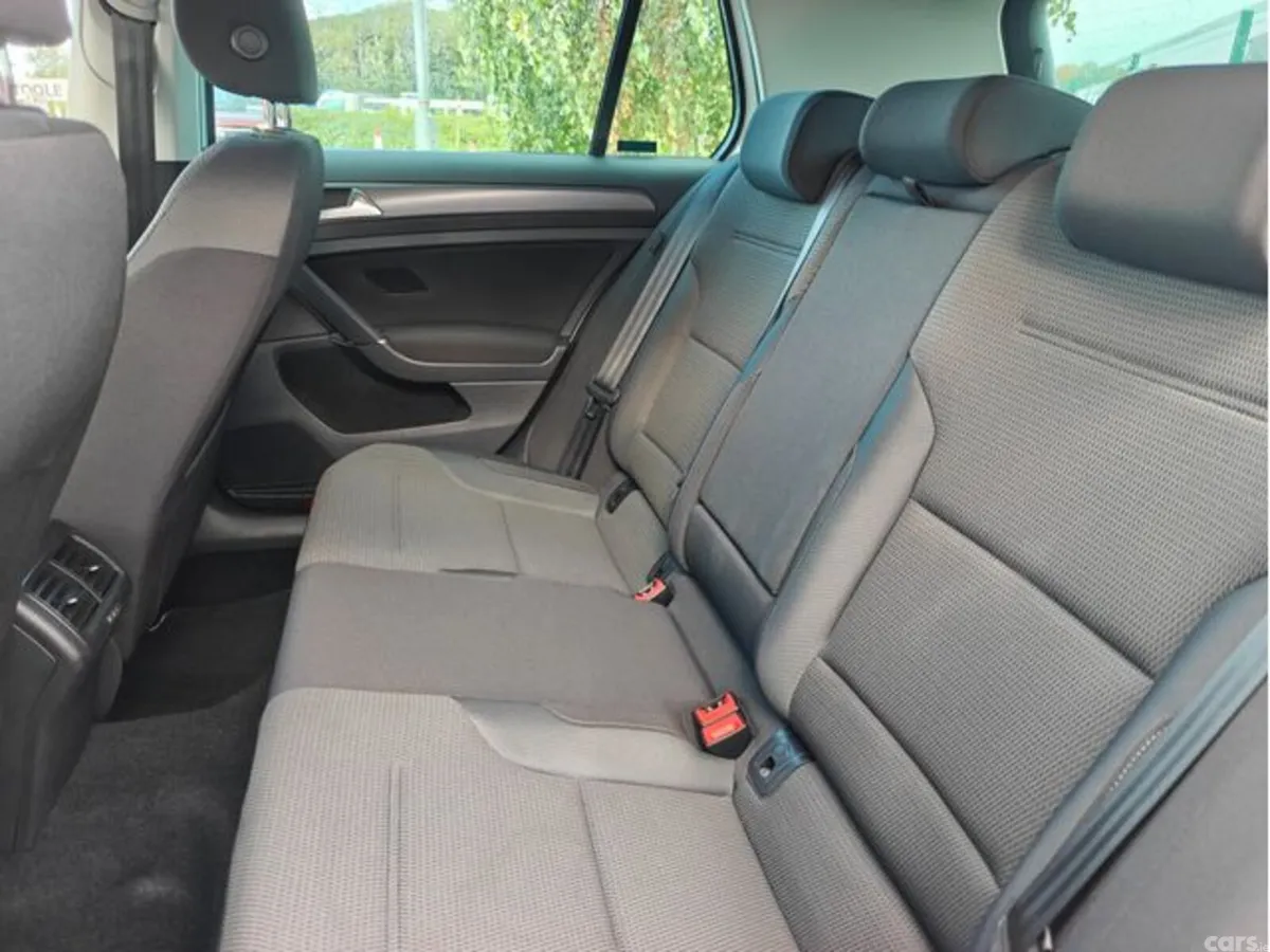 Volkswagen Golf Hatchback, Petrol, 2018, White