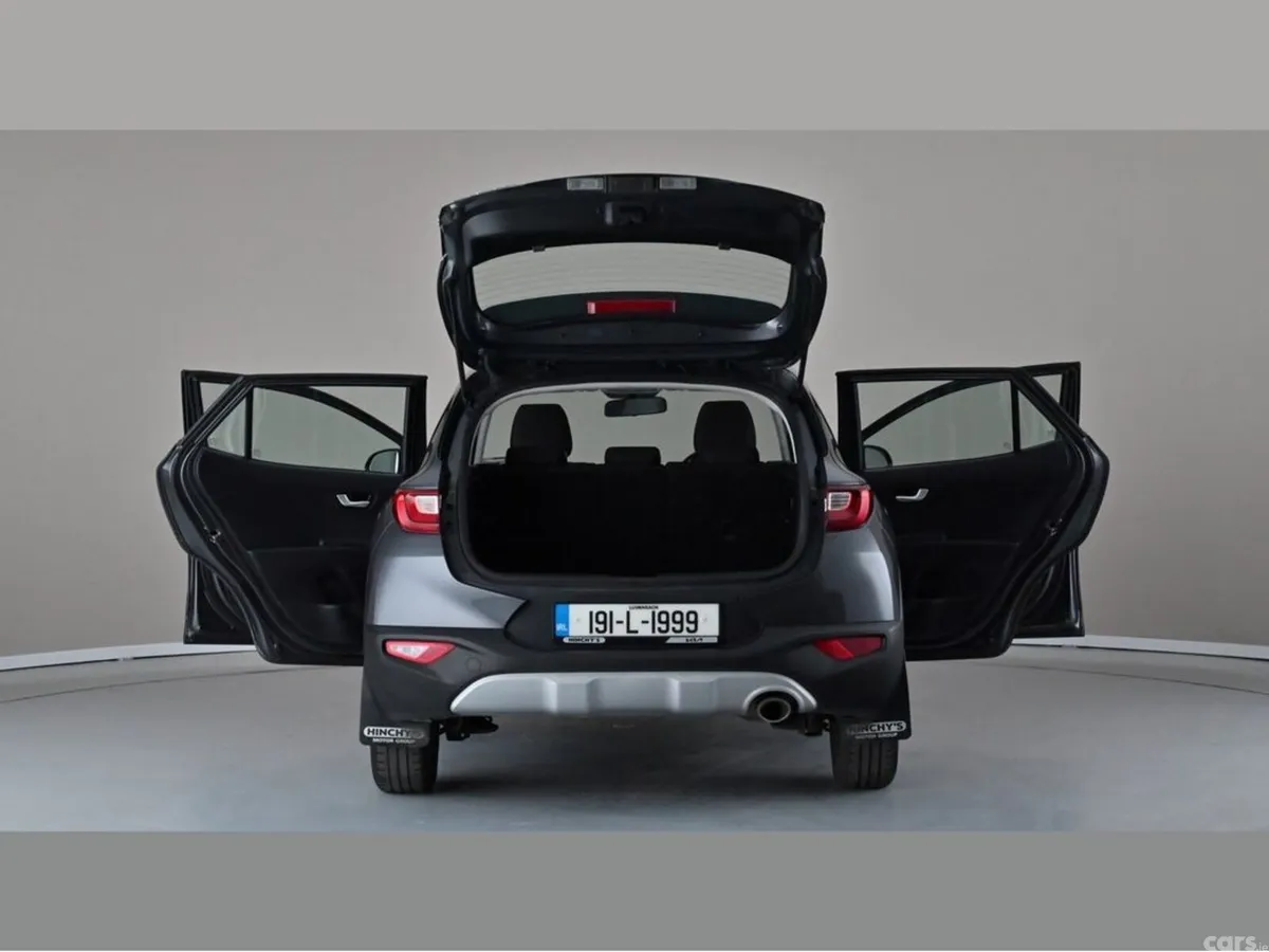 Kia Stonic Hatchback, Petrol, 2019, Grey