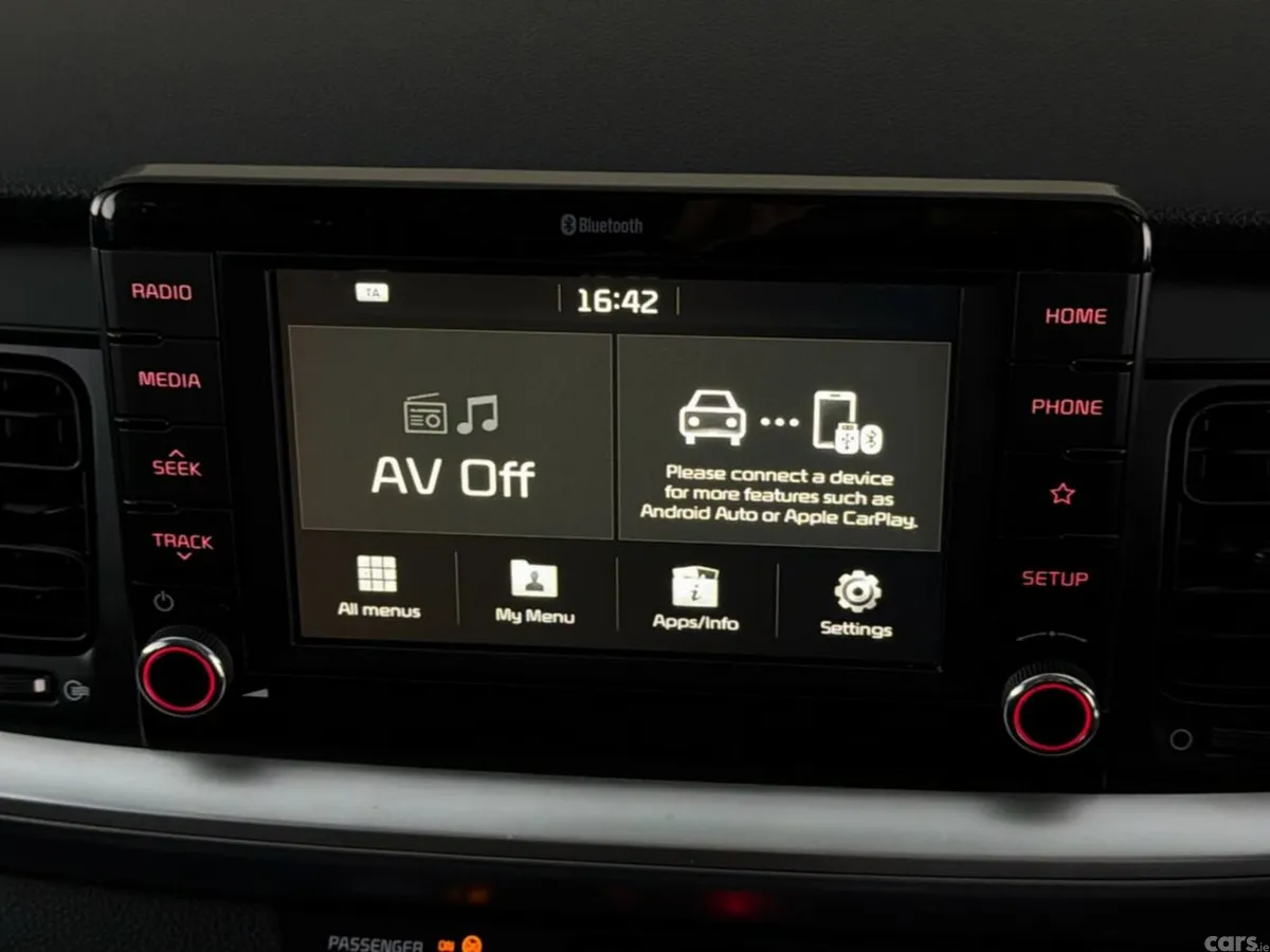 Kia Stonic Hatchback, Petrol, 2019, Grey