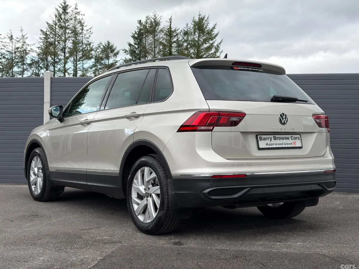 Volkswagen Tiguan Estate, Diesel, 2023, Silver