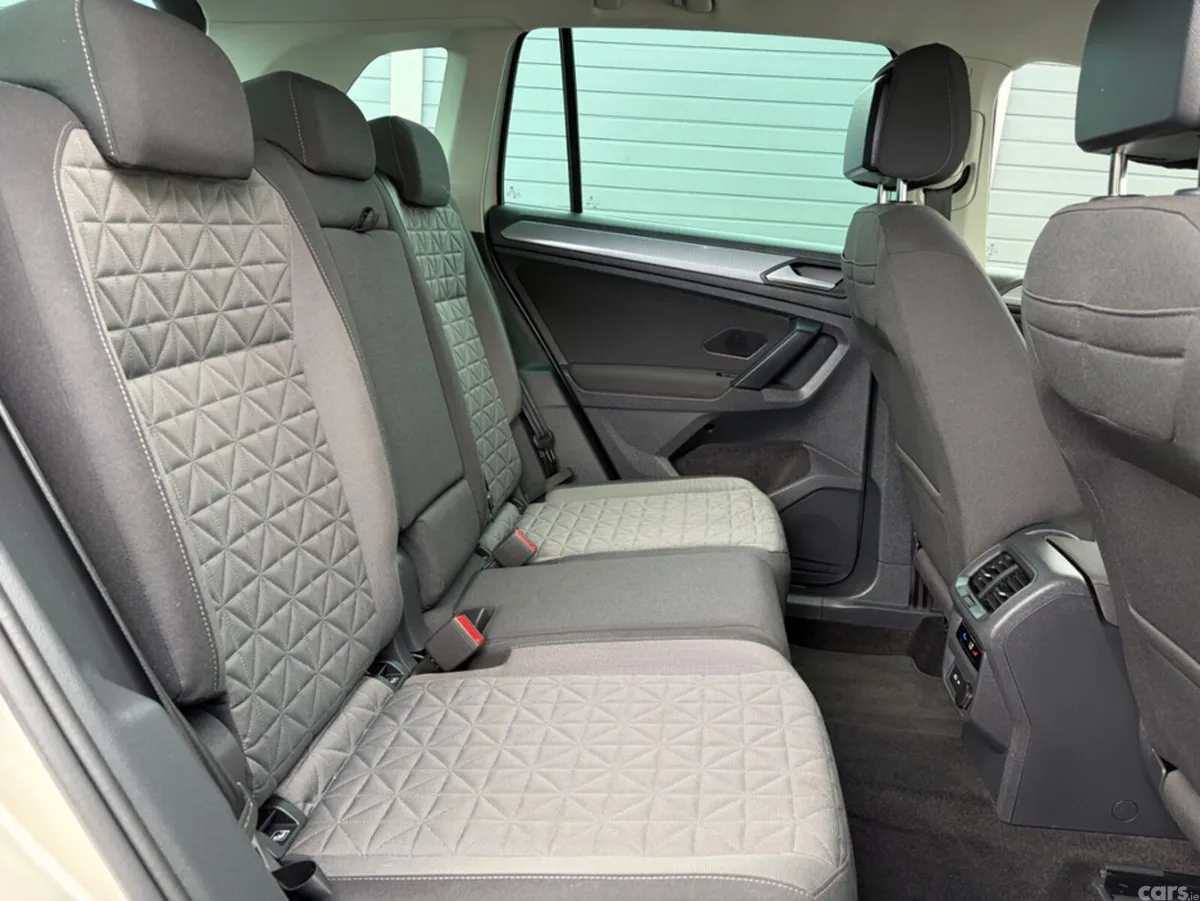 Volkswagen Tiguan Estate, Diesel, 2023, Silver