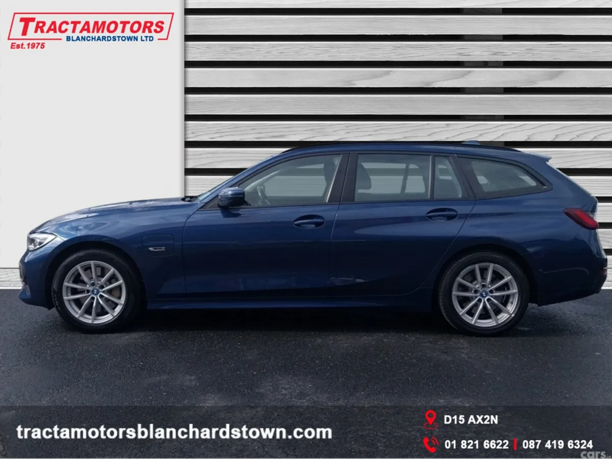 BMW 3-Series Estate, Petrol Plug-in Hybrid, 2022, Blue