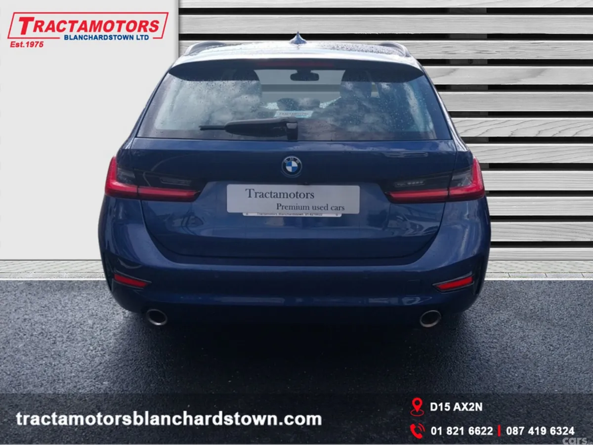 BMW 3-Series Estate, Petrol Plug-in Hybrid, 2022, Blue