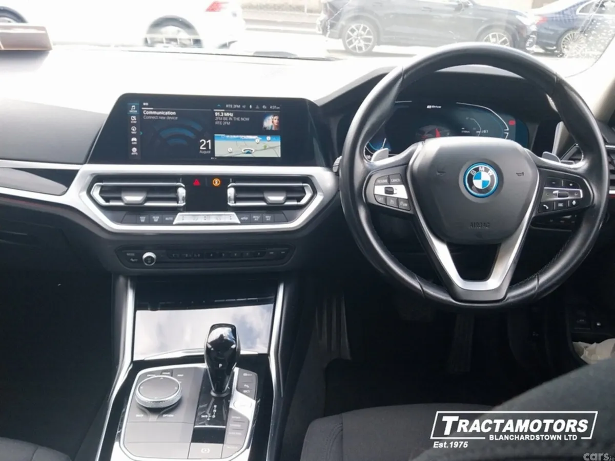 BMW 3-Series Estate, Petrol Plug-in Hybrid, 2022, Blue