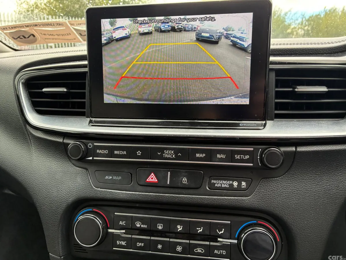 Kia Ceed Hatchback, Diesel, 2018, Grey