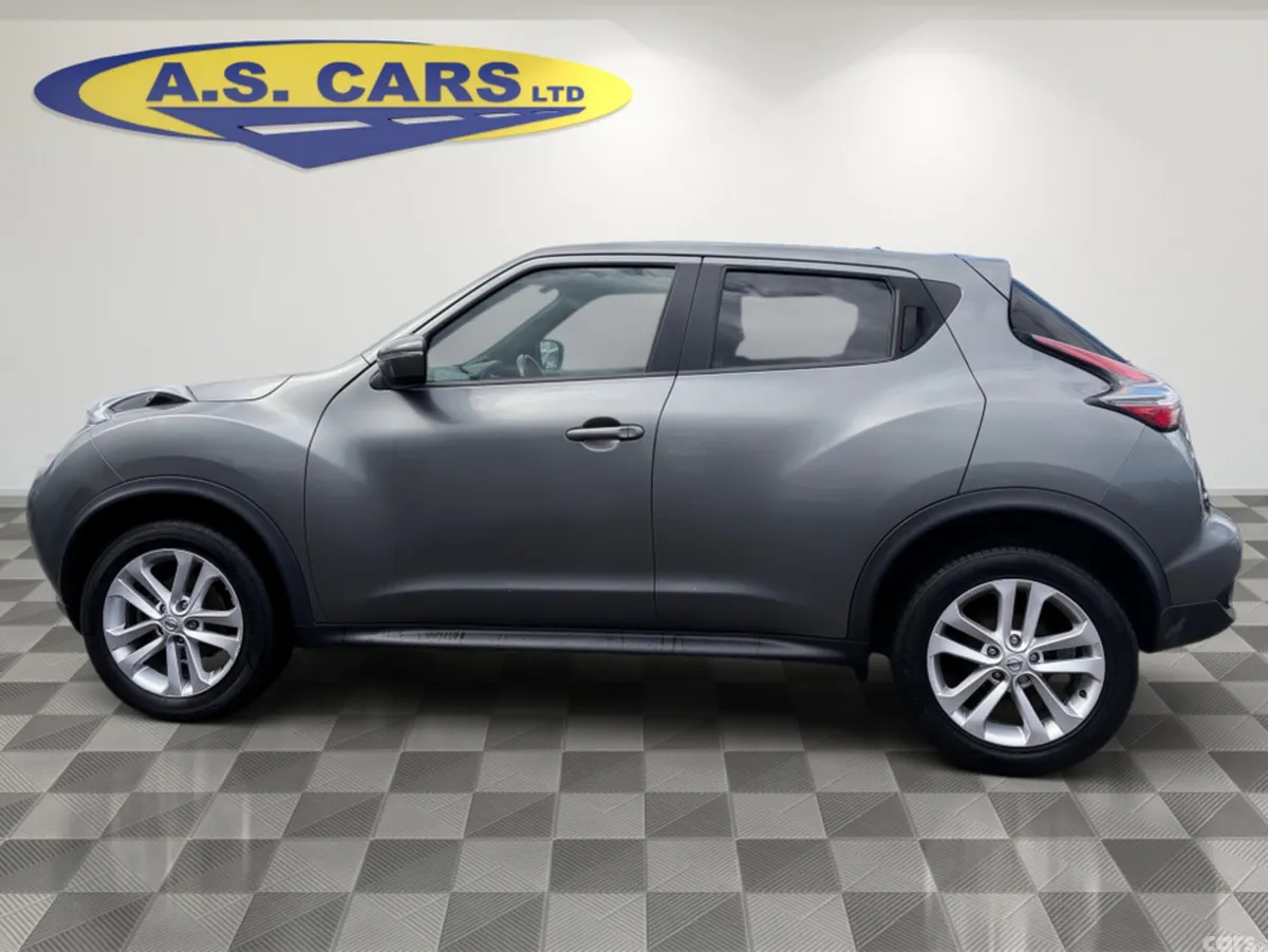 Nissan Juke Hatchback, Petrol, 2017, Grey