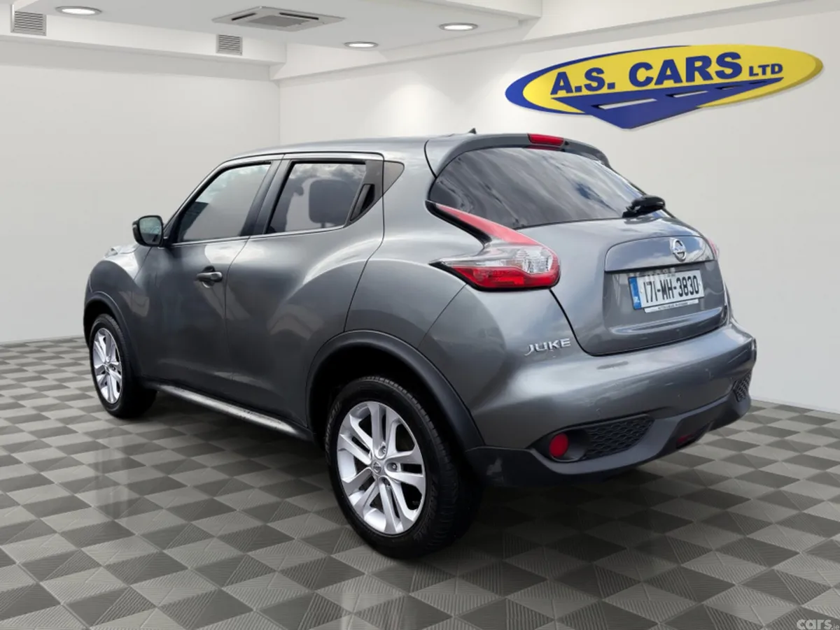 Nissan Juke Hatchback, Petrol, 2017, Grey