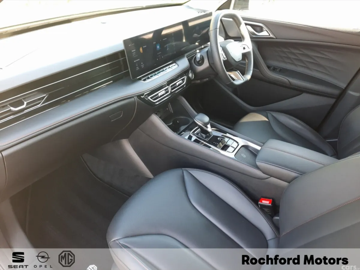 MG HS Hatchback, Petrol Plug-in Hybrid, 2025, Grey