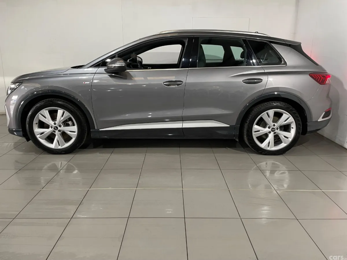 Audi Q4 e-tron SUV, Electric, 2023, Grey