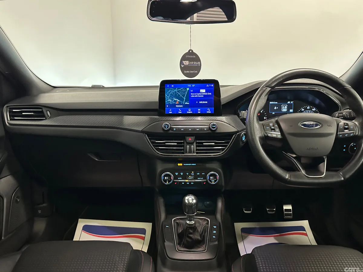 Ford Focus Hatchback, Diesel, 2020, Grey
