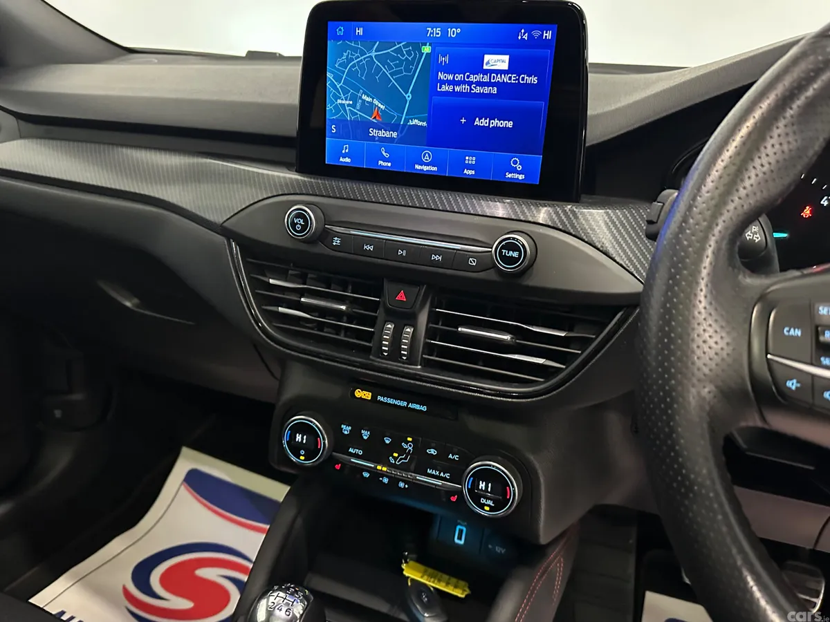 Ford Focus Hatchback, Diesel, 2020, Grey