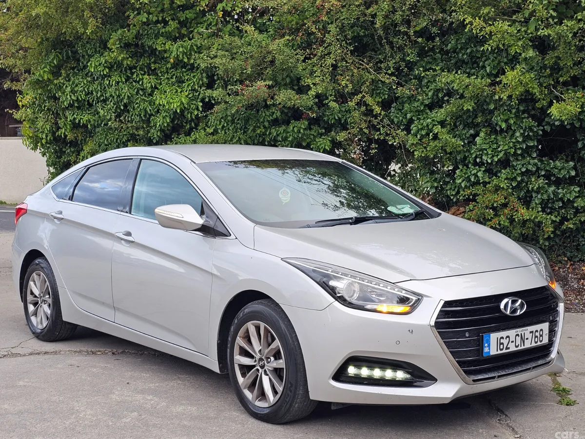 Hyundai i40 Saloon, Diesel, 2016, Silver