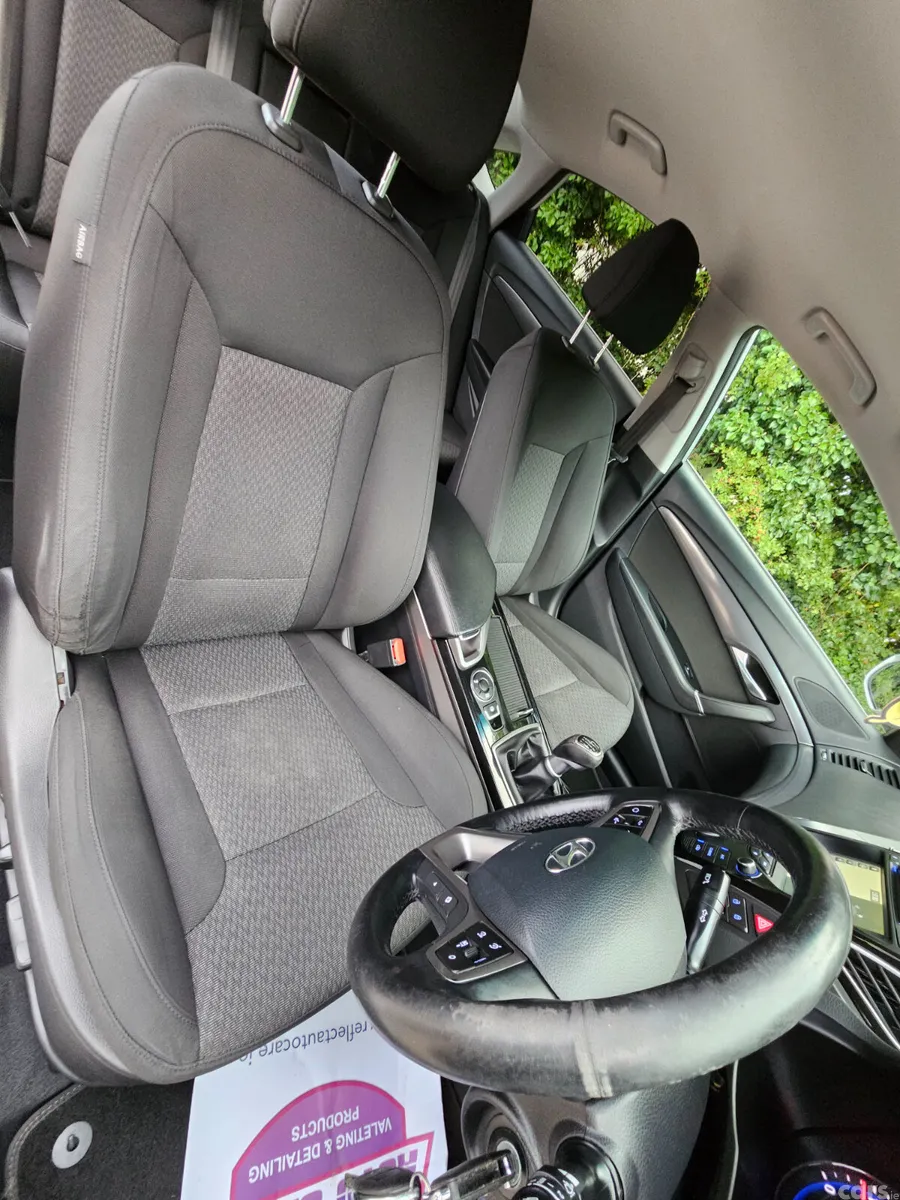 Hyundai i40 Saloon, Diesel, 2016, Silver
