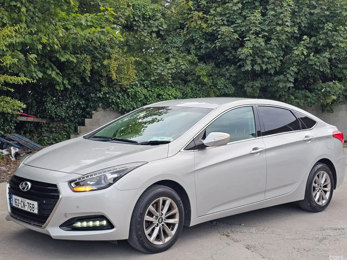 Hyundai i40 Saloon, Diesel, 2016, Silver
