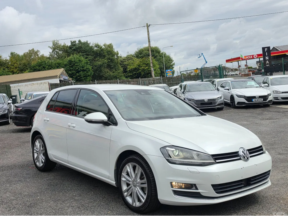 Volkswagen Golf Hatchback, Petrol, 2016, White