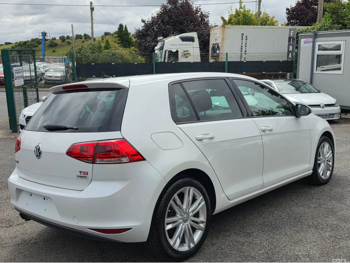 Volkswagen Golf Hatchback, Petrol, 2016, White