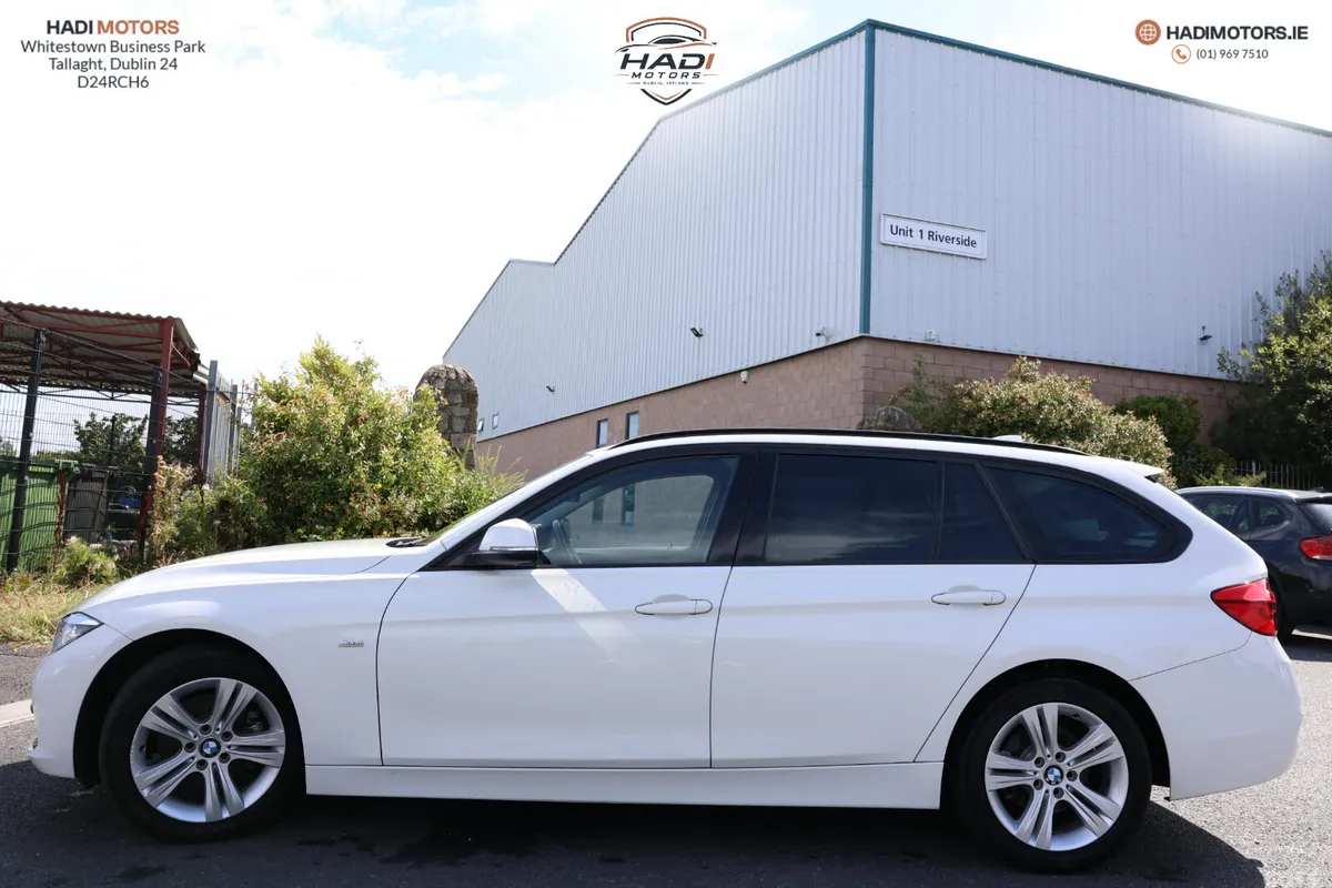 BMW 3-Series Saloon, Petrol, 2017, White