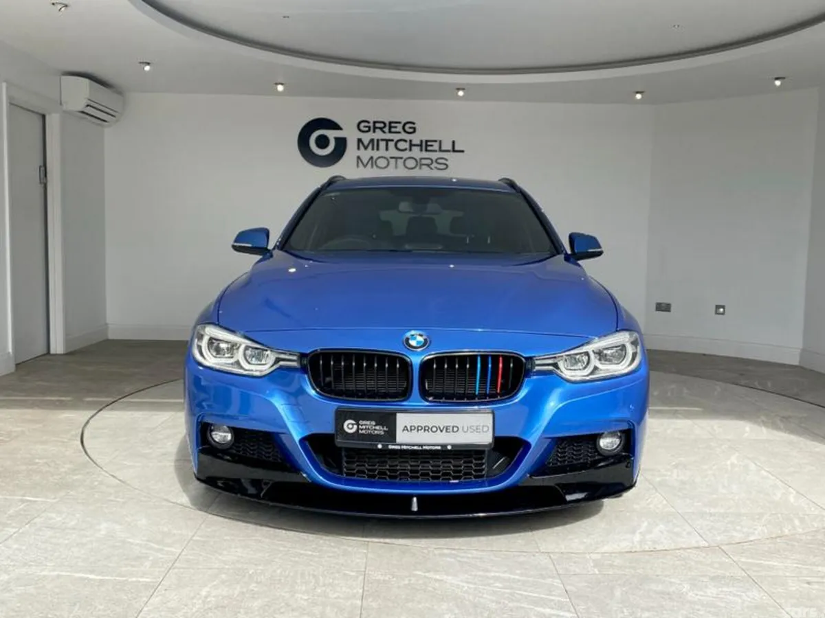 BMW 3-Series Estate, Diesel, 2018, Blue