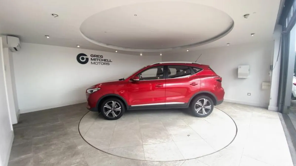 MG ZS SUV, Petrol, 2022, Red