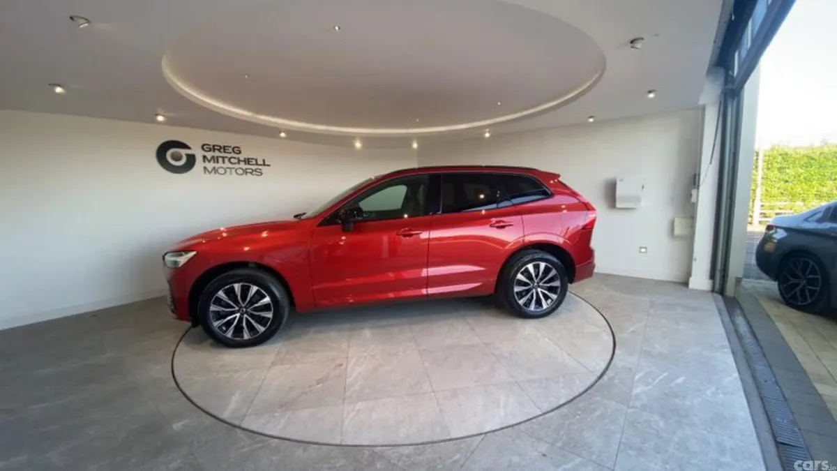 Volvo XC60 SUV, Diesel Hybrid, 2023, Red