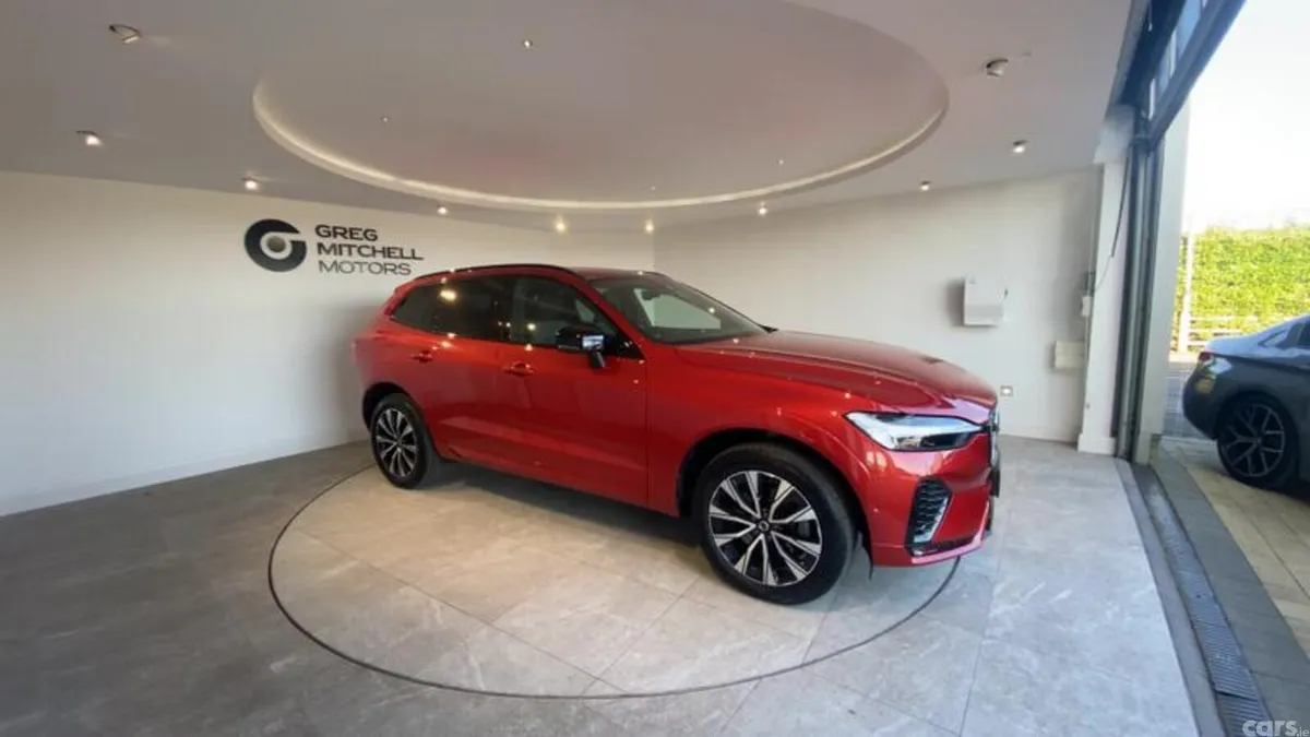 Volvo XC60 SUV, Diesel Hybrid, 2023, Red