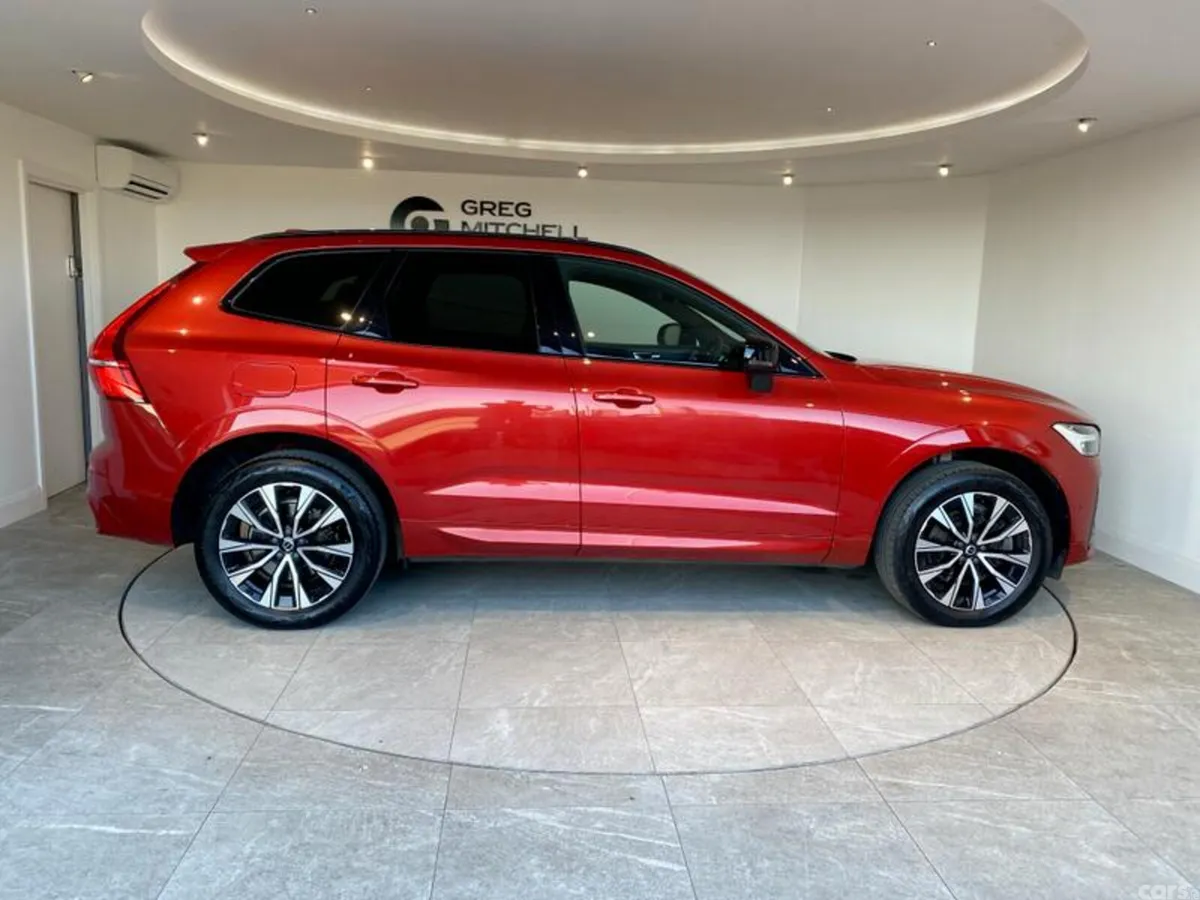 Volvo XC60 SUV, Diesel Hybrid, 2023, Red