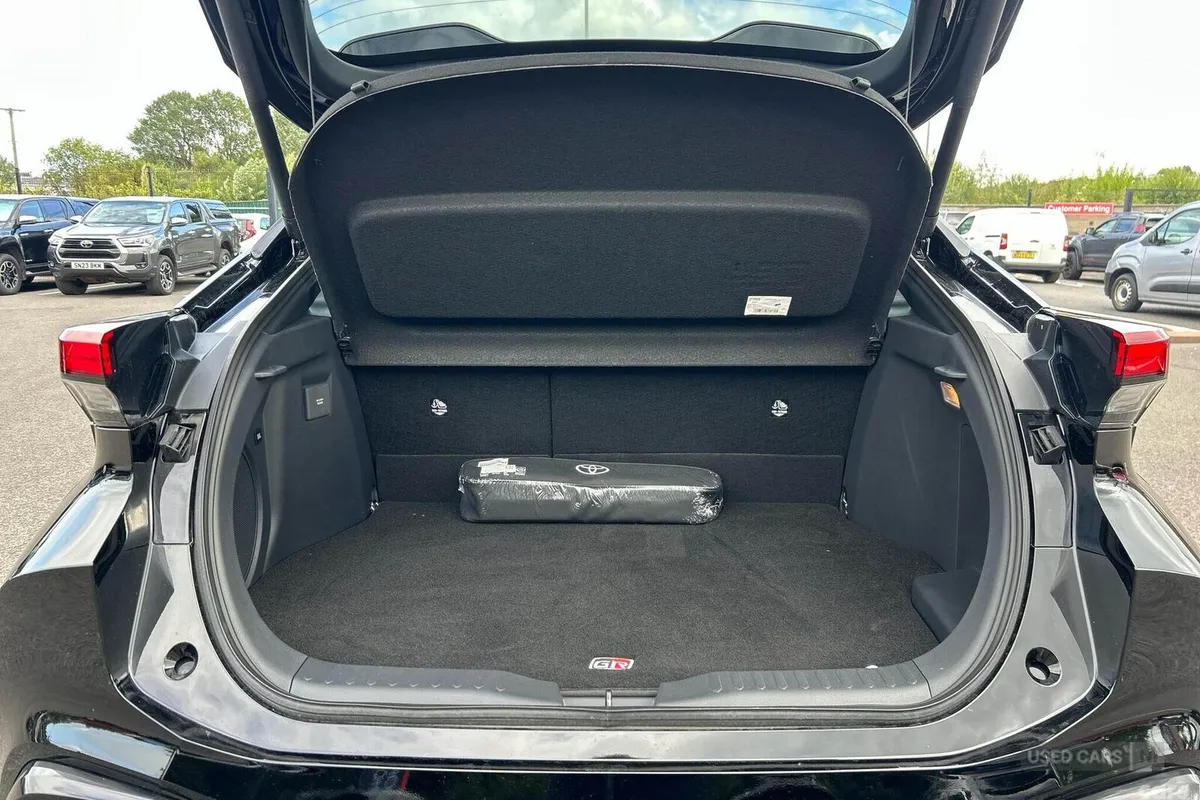 Toyota C-HR SUV, Petrol Plug-in Hybrid, 2026, Red