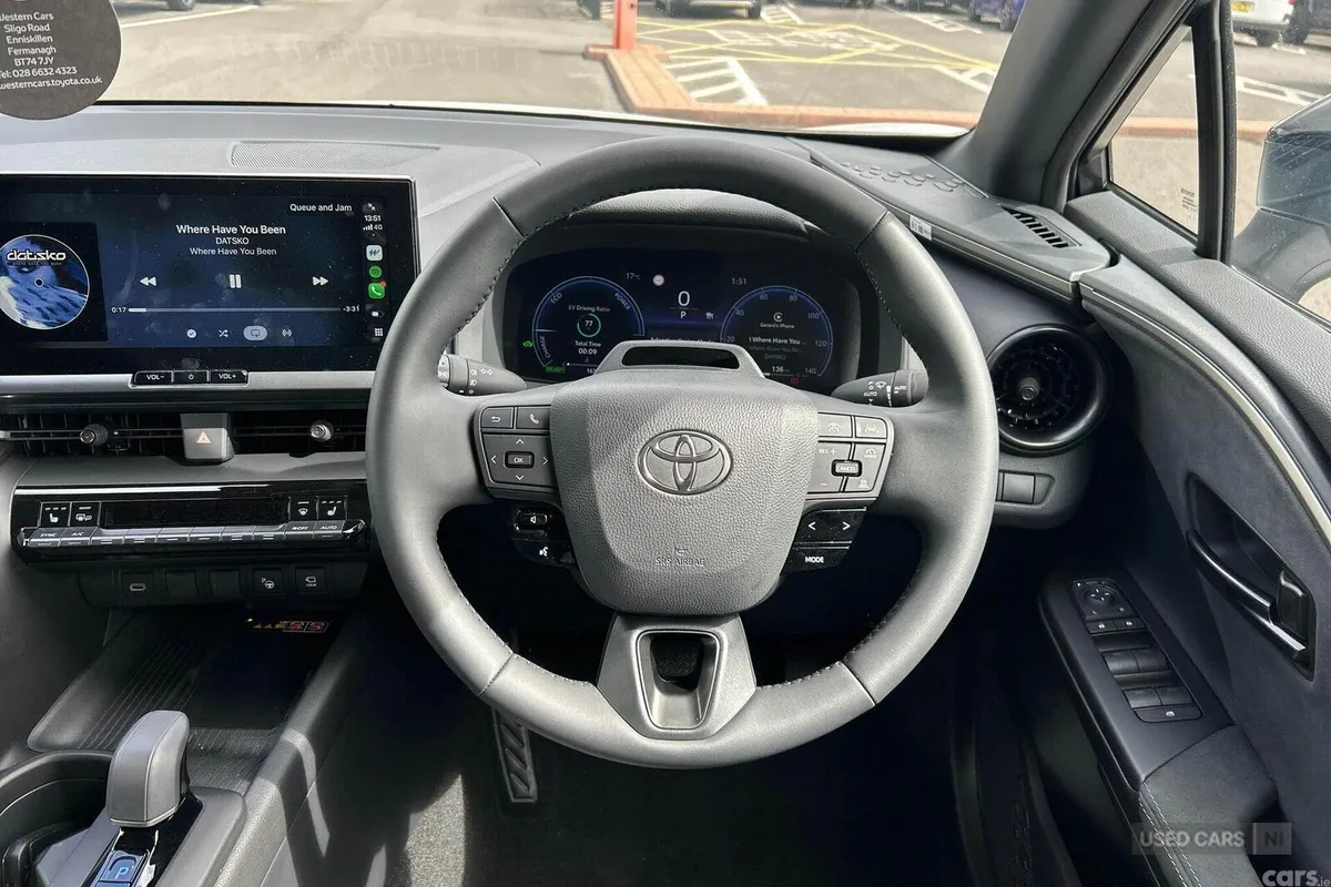 Toyota C-HR SUV, Petrol Hybrid, 2026, White