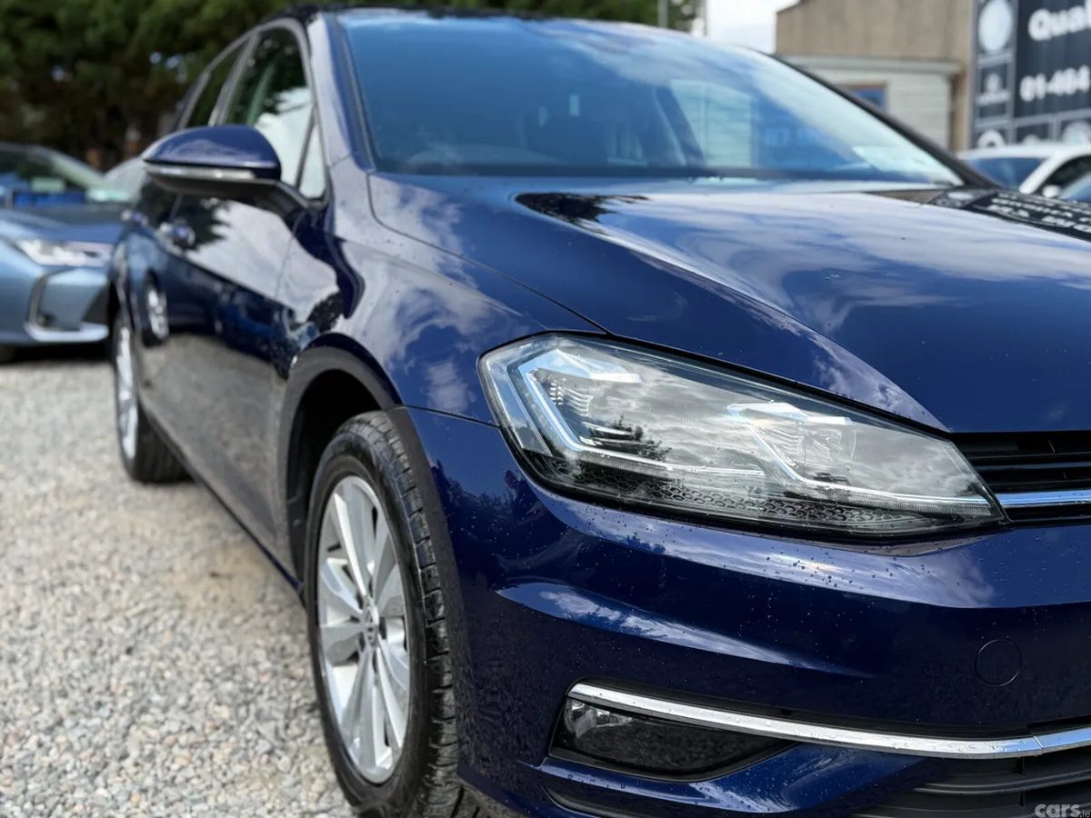 Volkswagen Golf Hatchback, Petrol, 2017, Navy