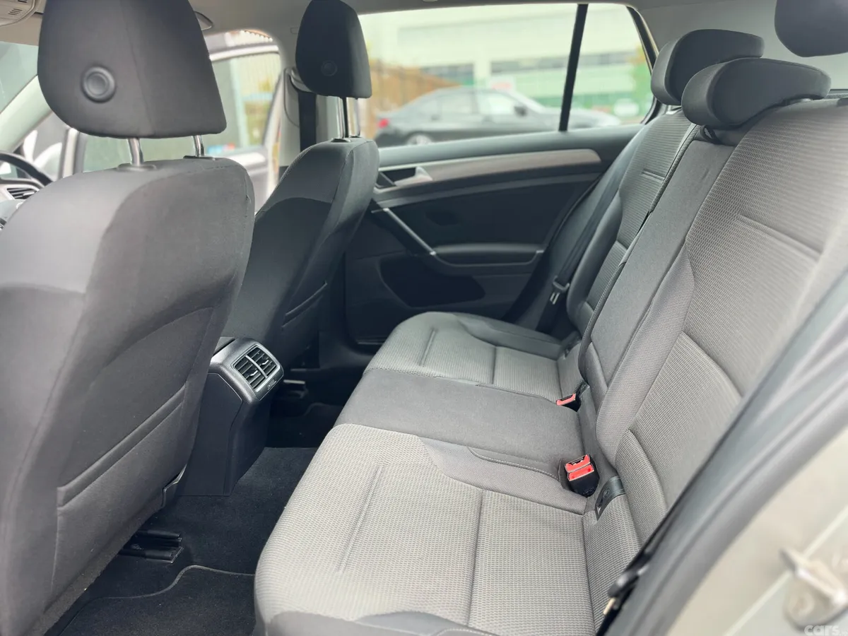 Volkswagen Golf Hatchback, Petrol, 2016, Silver