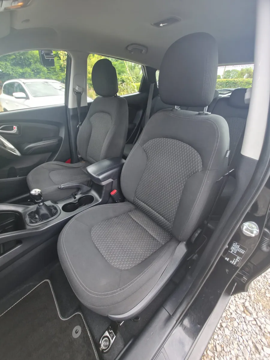 Hyundai ix35 SUV, Diesel, 2012, Black