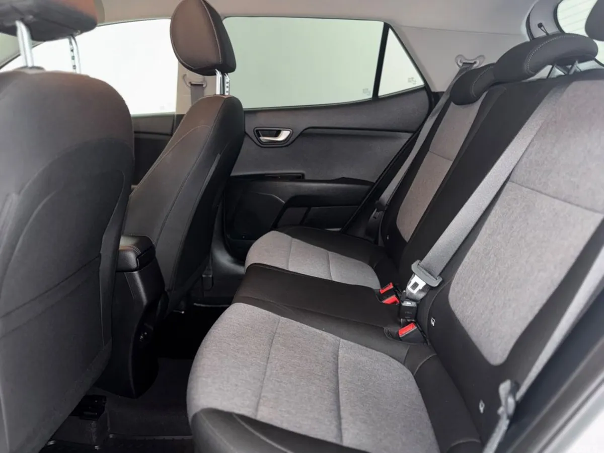 Kia Stonic Estate, Petrol, 2021, Grey
