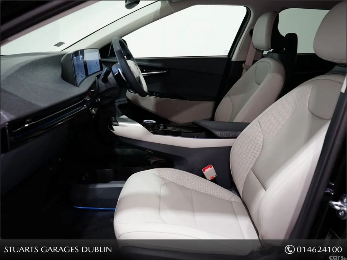 Kia EV6 MPV, Electric, 2024, Black