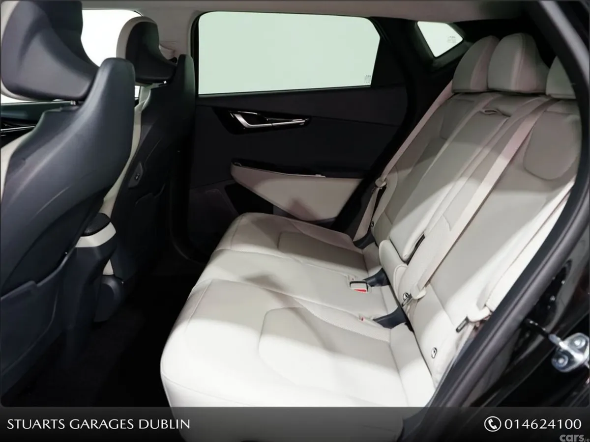 Kia EV6 MPV, Electric, 2024, Black
