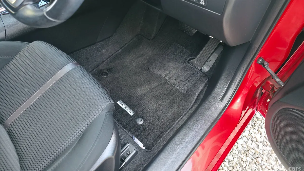 Mazda Axela Hatchback, Petrol, 2018, Red