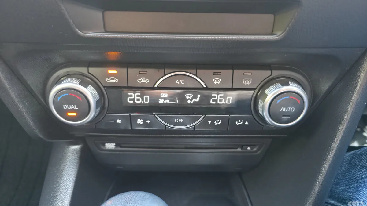Mazda Axela Hatchback, Petrol, 2018, Red
