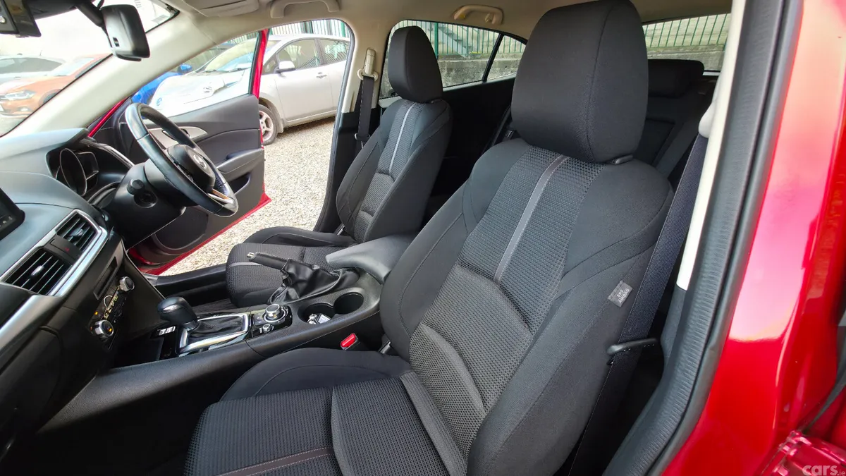 Mazda Axela Hatchback, Petrol, 2018, Red
