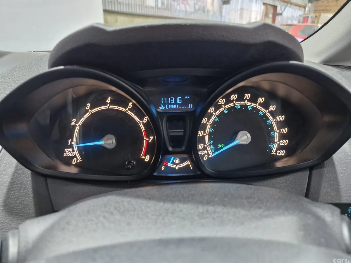 Ford Fiesta Hatchback, Petrol, 2016, White