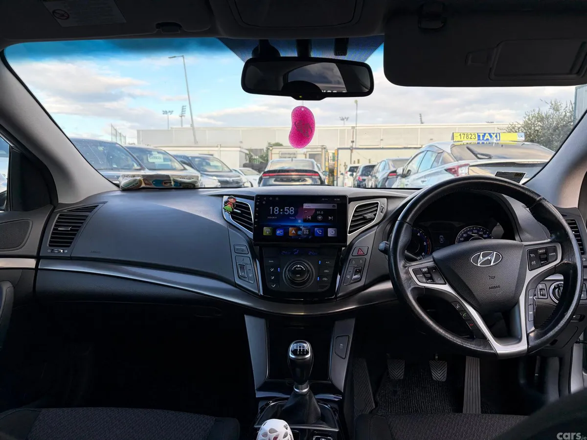 Hyundai i40 Saloon, Diesel, 2012, Silver