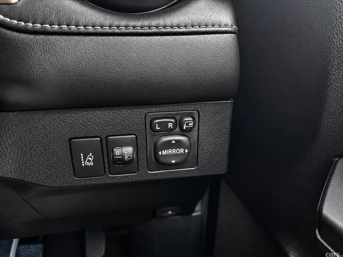 Toyota RAV4 SUV, Diesel, 2018, Grey